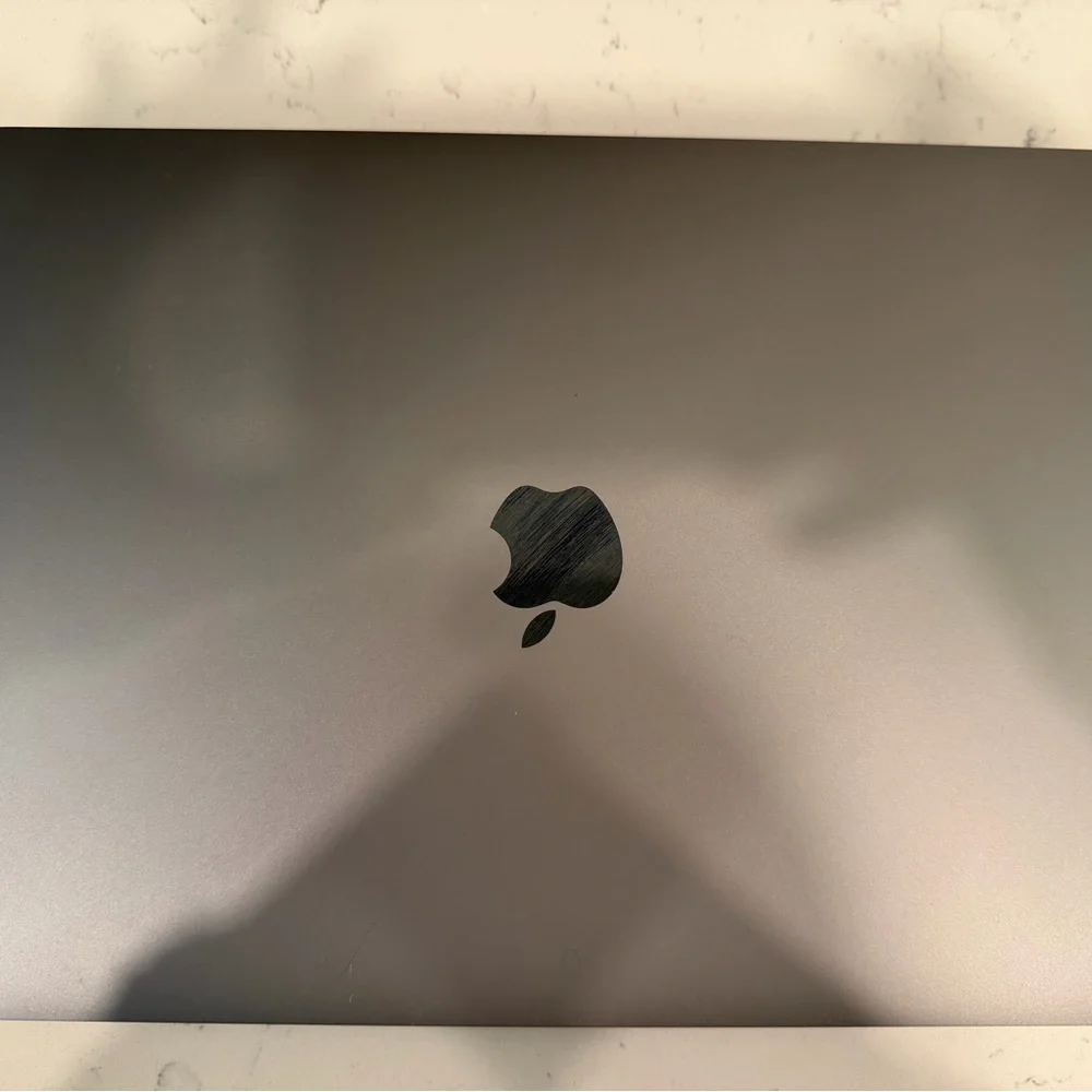 Macbook Pro 13in 2022 M2 Chip - Space Gray